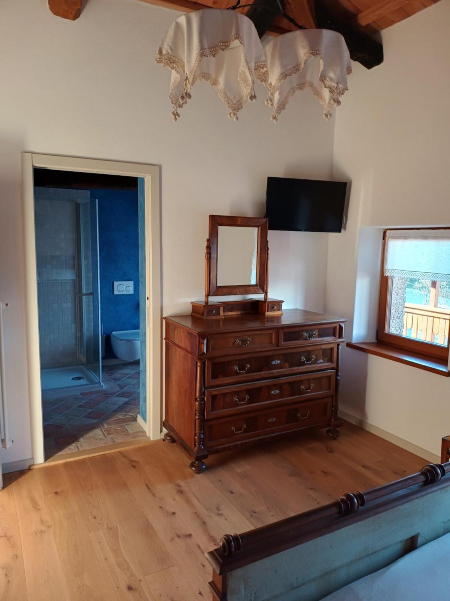 Mediis La Farie B&B 외부 사진