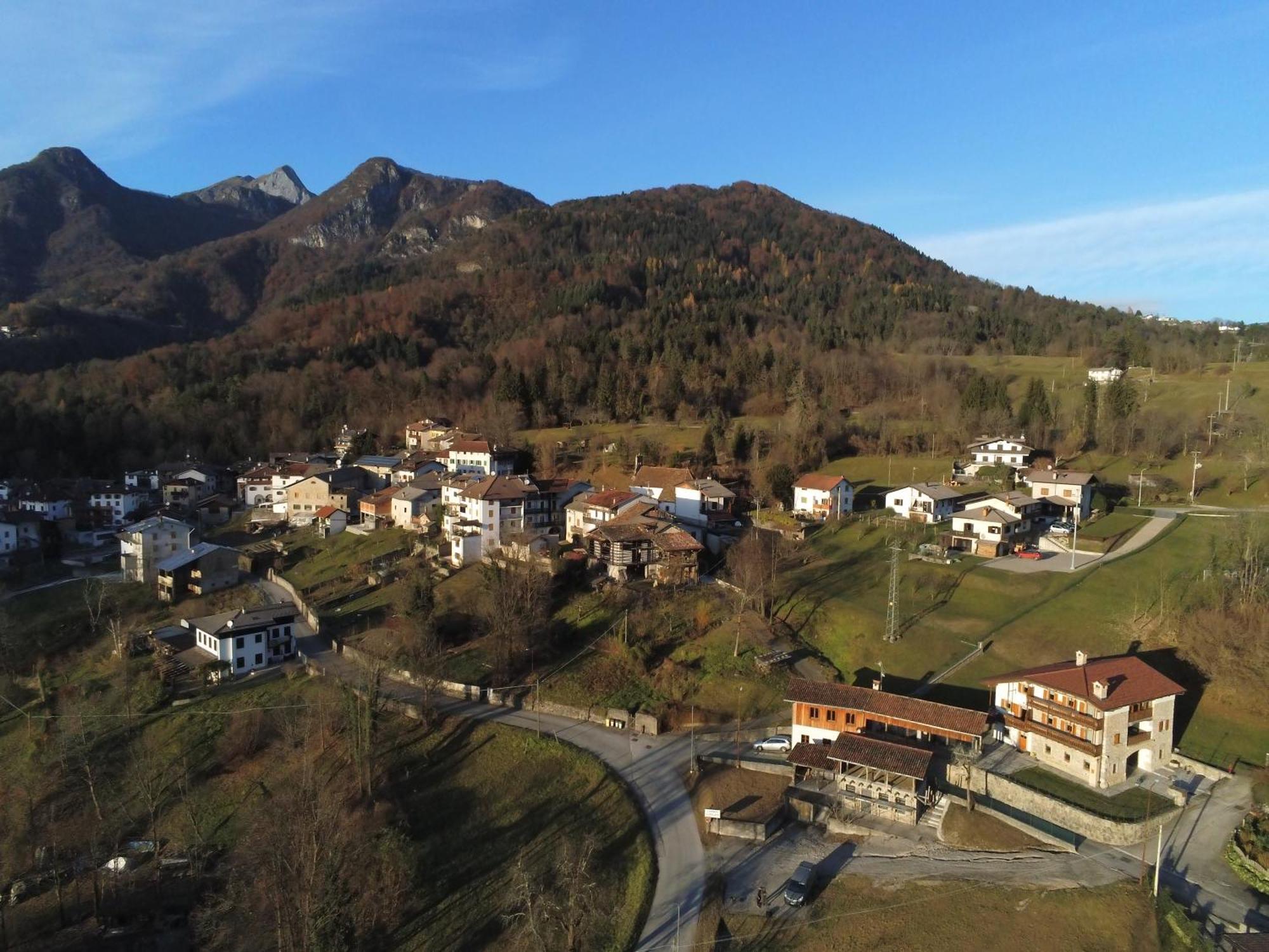 Mediis La Farie B&B 외부 사진